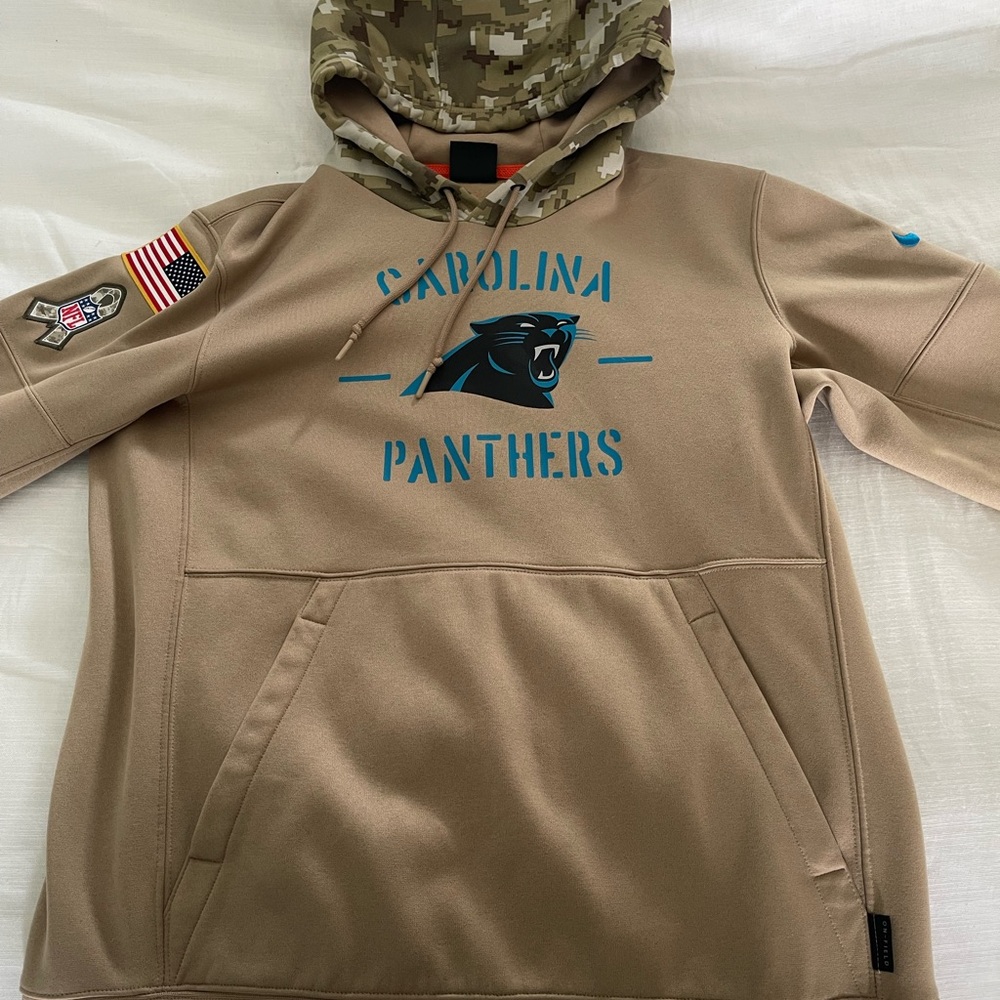Carolina Panthers Nike Dri-Fit Salute to Service hoodie (medium)